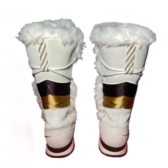 Nike Y2K Pom Pom Suede Winter Boots, Sz 8.5 - Picture 7 of 11